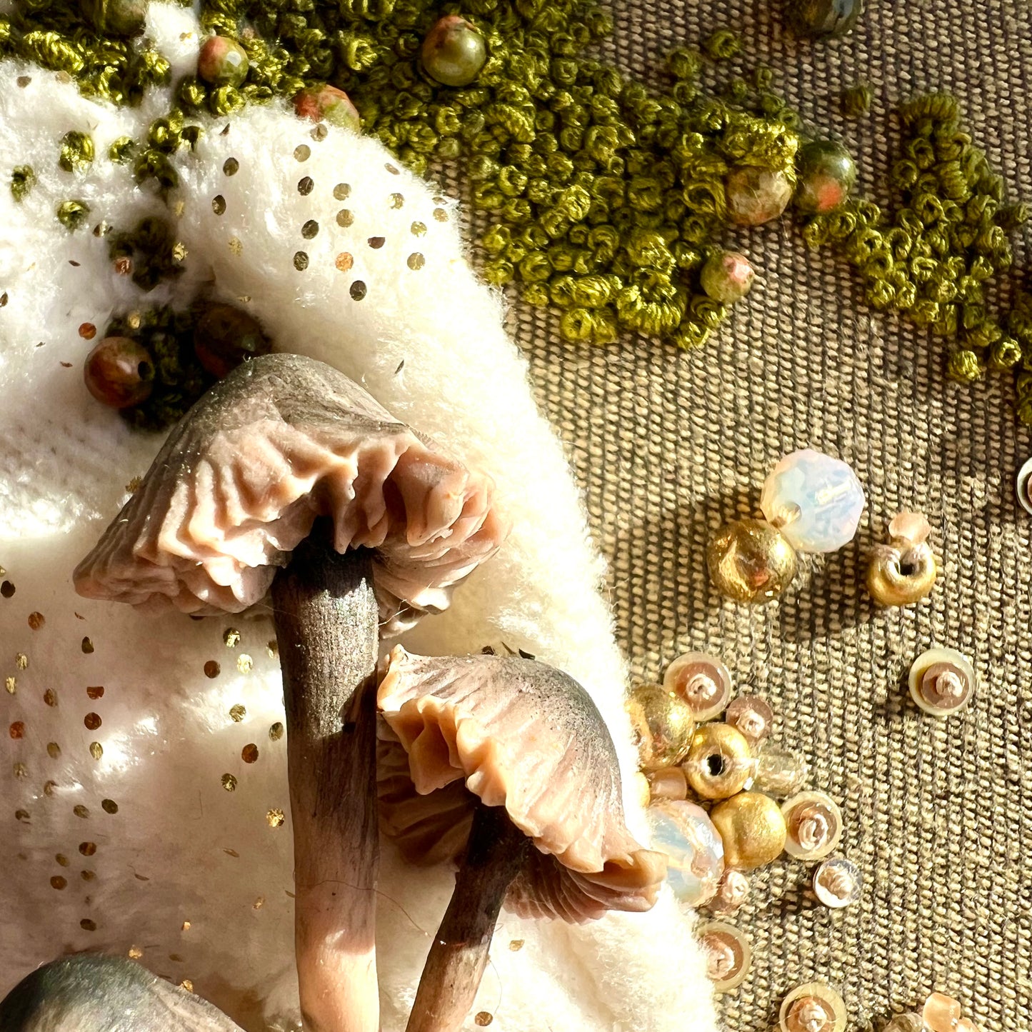 Três Polegadas de Magia Miceliana