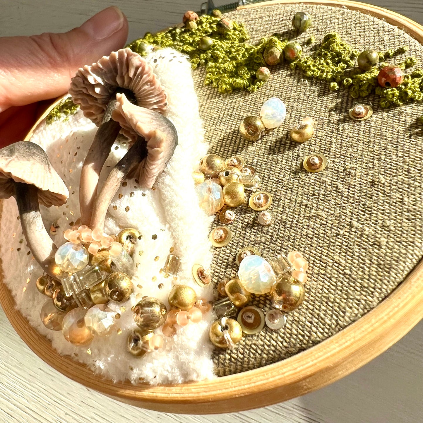 Três Polegadas de Magia Miceliana